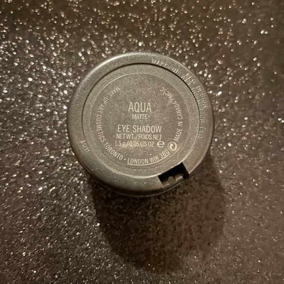 MAC Eyeshadow Single “Aqua” - Picture 2 of 2